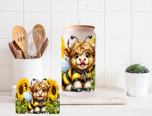Highland cow and sunflowers 20 oz frosted glass tumbler